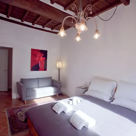 Monti Colosseum Luxury Design Apartment * Rome